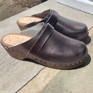 Pewter Tessa Clogs